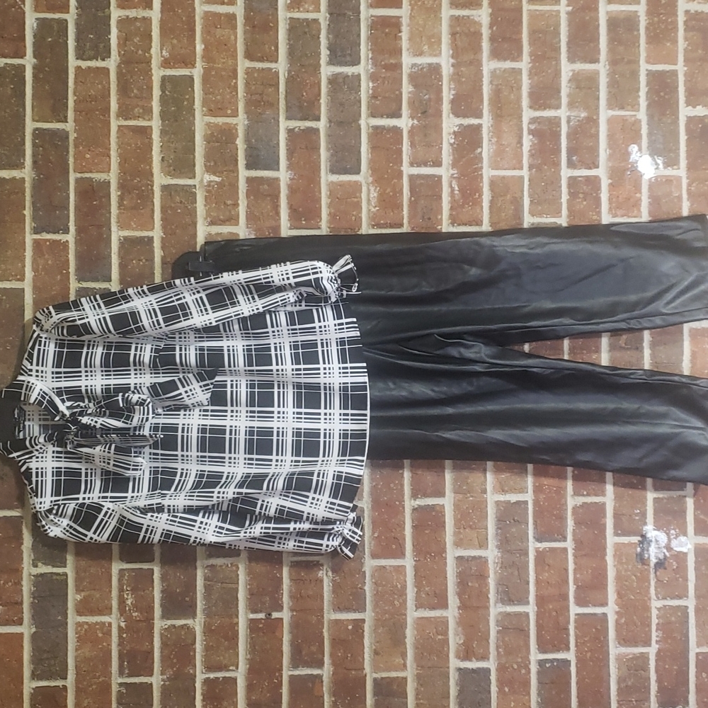WHO WHAT WEAR faux leather pants.